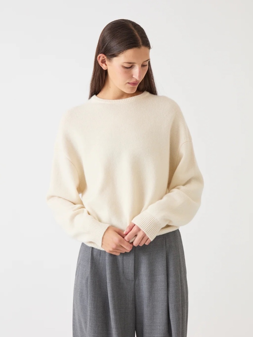 DEMYLEE Beige Cashmere Crew Neck Sweater